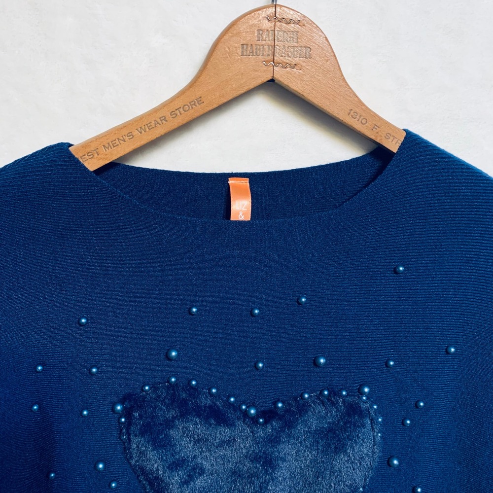Valentines Day Navy Blue Sweater Faux Fur Heart Pearl Embellished V-Day Womens L - Picture 5 of 7